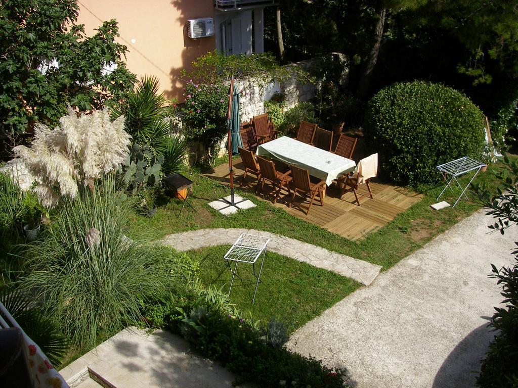 Apartments Premantura Cameră foto
